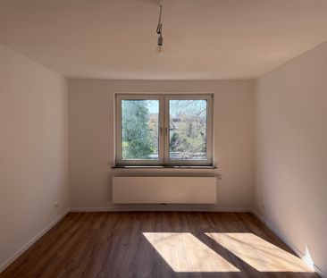 Modernes Wohnen in zentraler Lage – Frisch sanierte Wohnung in Bremen - Photo 1