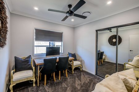 Stunning Family Home close to Schools and Amenities - Photo 3