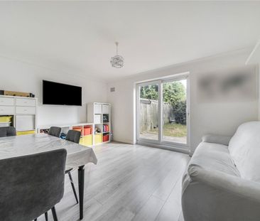 Rutherwyk Road, Chertsey, Surrey, KT16 - Photo 2