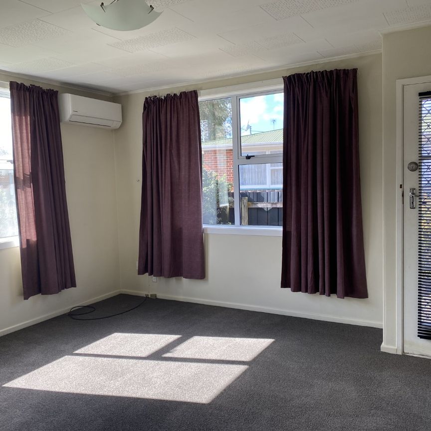 Cosy 2 Bedroom Home in Clouston Park - Photo 1
