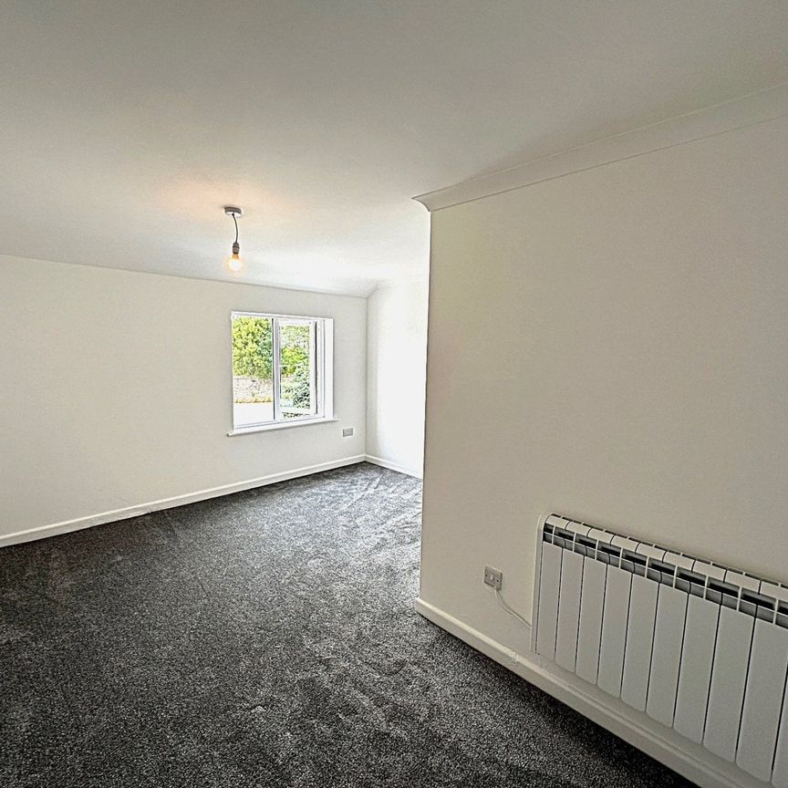 Bodriggy Street, Hayle, Cornwall, TR27 - Photo 1