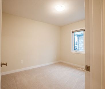 For Lease - 16 Stern Drive, Welland, Ontario - Photo 4