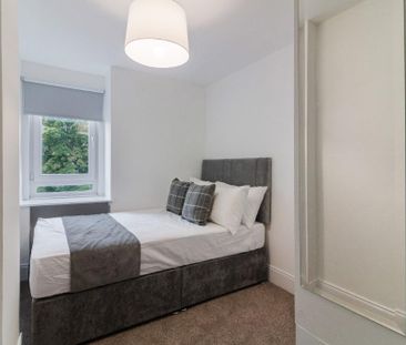 2 bedroom terraced house to rent - Photo 3