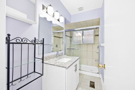 For Lease - 205 Emerson Street, Hamilton, Ontario - Photo 4