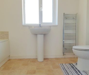 1 bedroom semi-detached house to rent - Photo 4