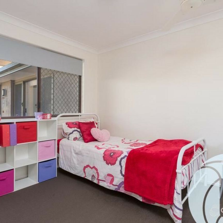 Charming Burleigh Waters Retreat - Photo 1