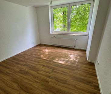 ** Wir modernisieren umfangreich und hochwertig für Sie ** - Foto 5