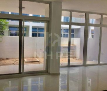 3BR | Unfurnished | Exclusive | Vacant |NO AGENTS! - Photo 3