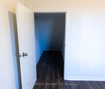 Condo Townhouse For Lease | X8128072 - Photo 2