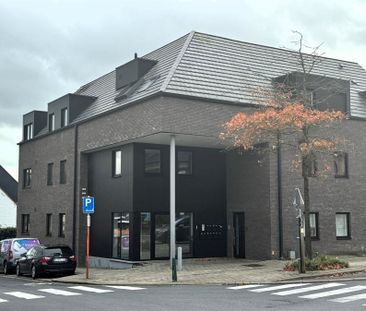 instapklaar en lichtrijk appartement met twee slaapkamers en grote ... - Photo 1