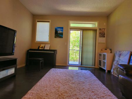 225 - Ascot Cir SW, Calgary - Photo 5