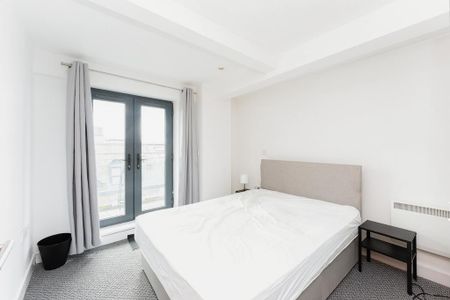 4 bedroom apartment to rent - Photo 2