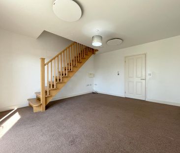 2 bedroom semi-detached house to rent - Photo 2