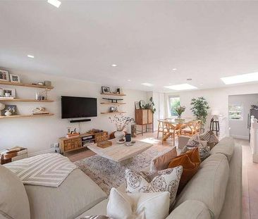 Stephendale Road, Fulham, London, SW6 - Photo 1