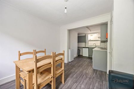 4 bedroom house share to rent - Photo 2