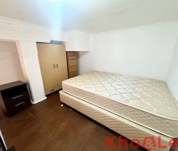 RENOVATED FURNISHED LOFT IN PRIME LOCATION! - Photo 2