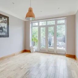 Lakenheath, Southgate, London, N14 - Photo 1