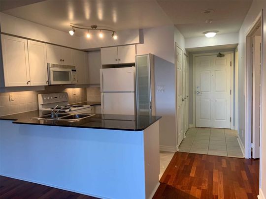 For Lease - 19 Barberry Place Unit# 706, Toronto, Ontario - Photo 1