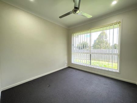 Well Positioned Home Opposite Parkland And Only A Short Walk To School - Photo 3