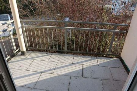 TOP Whg. / mit Balkon / Bad mit Fenster / sep. WC u.v.m. - Foto 3