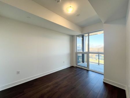 For Lease - 2333 Khalsa Gate Unit# 209, Oakville, Ontario - Photo 5