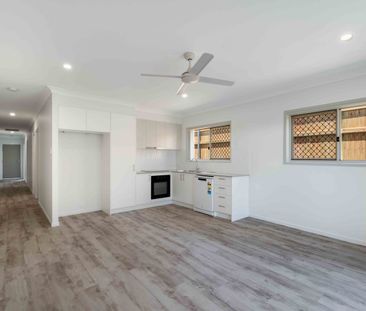 Brand New in Wondunna - 3 Bed + Ducted AC - Photo 3