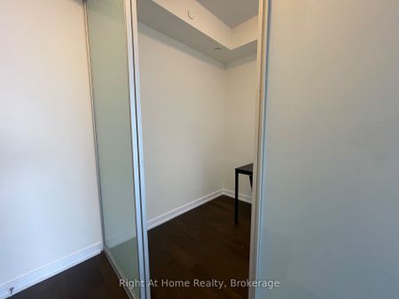 For Lease - 4011 Brickstone Mews Unit# 3001, Mississauga, Ontario - Photo 4