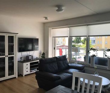 2 rum och kök. Badrum med dusch, 55 m - Photo 4