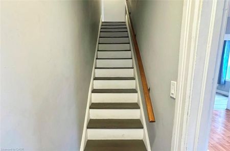 For Lease - 33 Bute Street, North Dumfries, Ontario - Photo 5