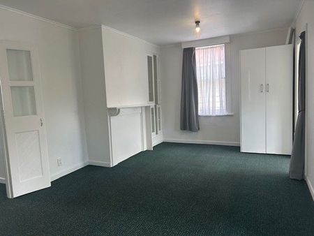 Great Kingsland Villa - Photo 5