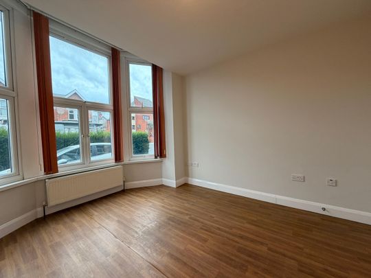 1 Bed Flat, Brigstock Road, CR7 - Photo 1