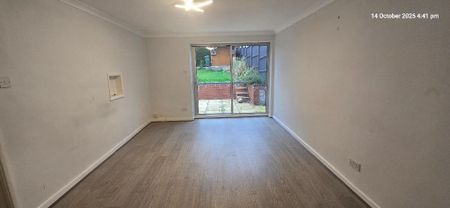 5 bedroom detached house to rent - Photo 5