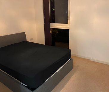 1 Bed Flat, Gothenburg Court, SE8 - Photo 4