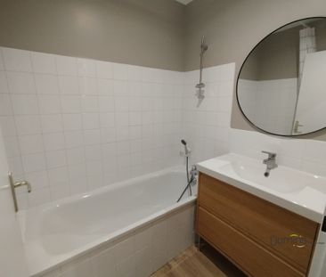 Location Appartement 2 pièces 50m² LYS LEZ LANNOY 59390 - Photo 4