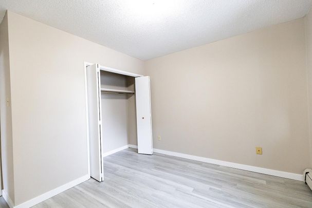 3023 & 3027 Blakiston Drive NW, Calgary - Photo 1