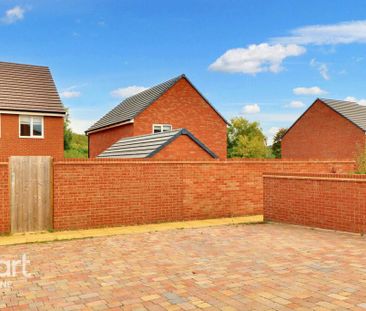 3 bedroom semi-detached house to rent - Photo 3