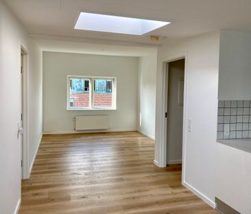 Taglejlighed i Aalborg med altan og udsigt - Photo 6