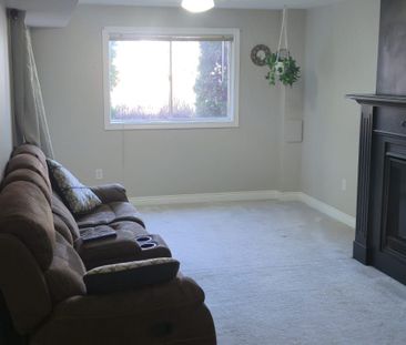 For Lease - 54 Mccrimmon Crescent, Clarington, Ontario - Photo 2