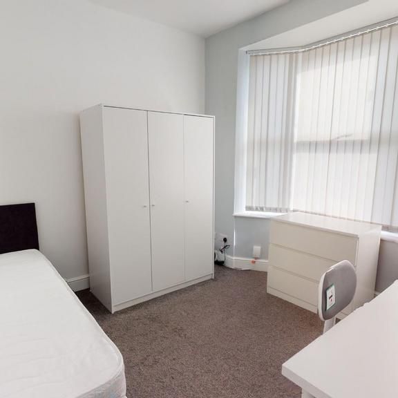 3 bedroom house share to rent - Photo 1