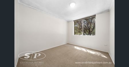 Walk to station! - Photo 3