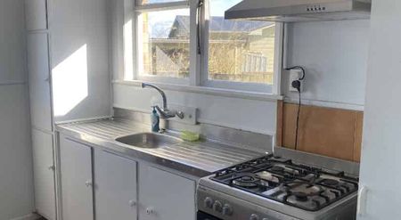 Freshly Renovated in Chartwell - Photo 3