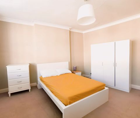 2 Bedroom 1 Bathroom - Photo 1
