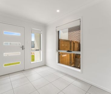 3 Barbeth Road, Greenbank QLD 4124 - House For Rent | Domain - Photo 5