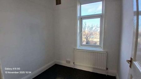 Sydenham Road, Hartlepool, County Durham, TS25 - Photo 3