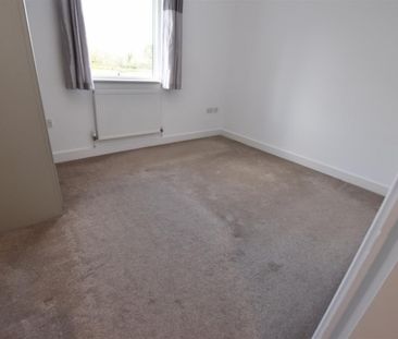 Cavalier Crescent, Worcester - Photo 4