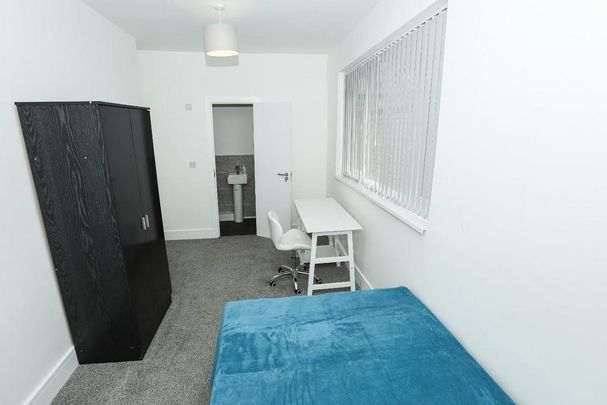 5 bedroom terraced house to rent - Photo 1