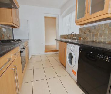 3 bedroom house to rent - Photo 2