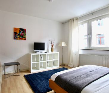 Perfekt Wohnen in Köln-Ehrenfeld: Möbliertes Apartment mit Balkon - Photo 4