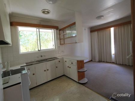 GREAT LOCATION ON LARGE ALLOTMENT - Photo 5