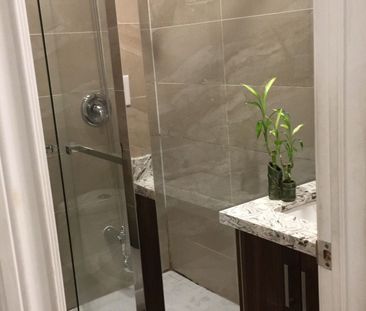 For Lease - 2466 St Clair Avenue Unit# 202, Toronto, Ontario - Photo 2